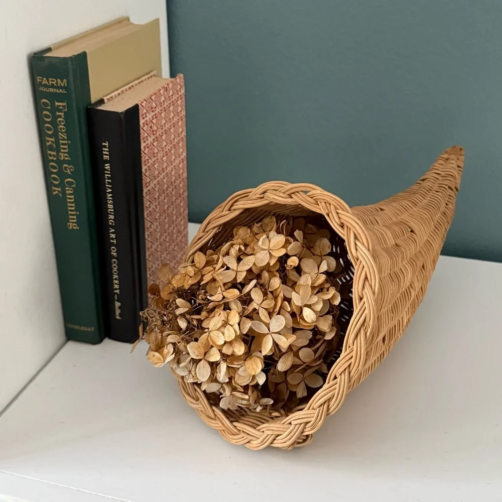 Vintage Woven Natural Fiber Wicker Horn-of-Plenty Cornucopia Basket Farmhouse